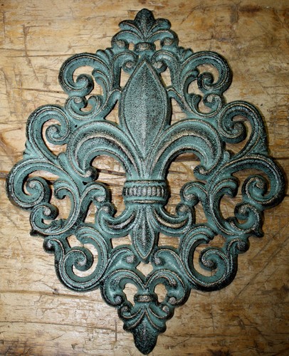 Huge cast iron fleur lis - cast,